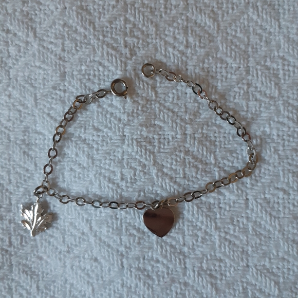 ADD TO ANY ORDER FOR FREE Silver bracelet - Picture 1 of 3